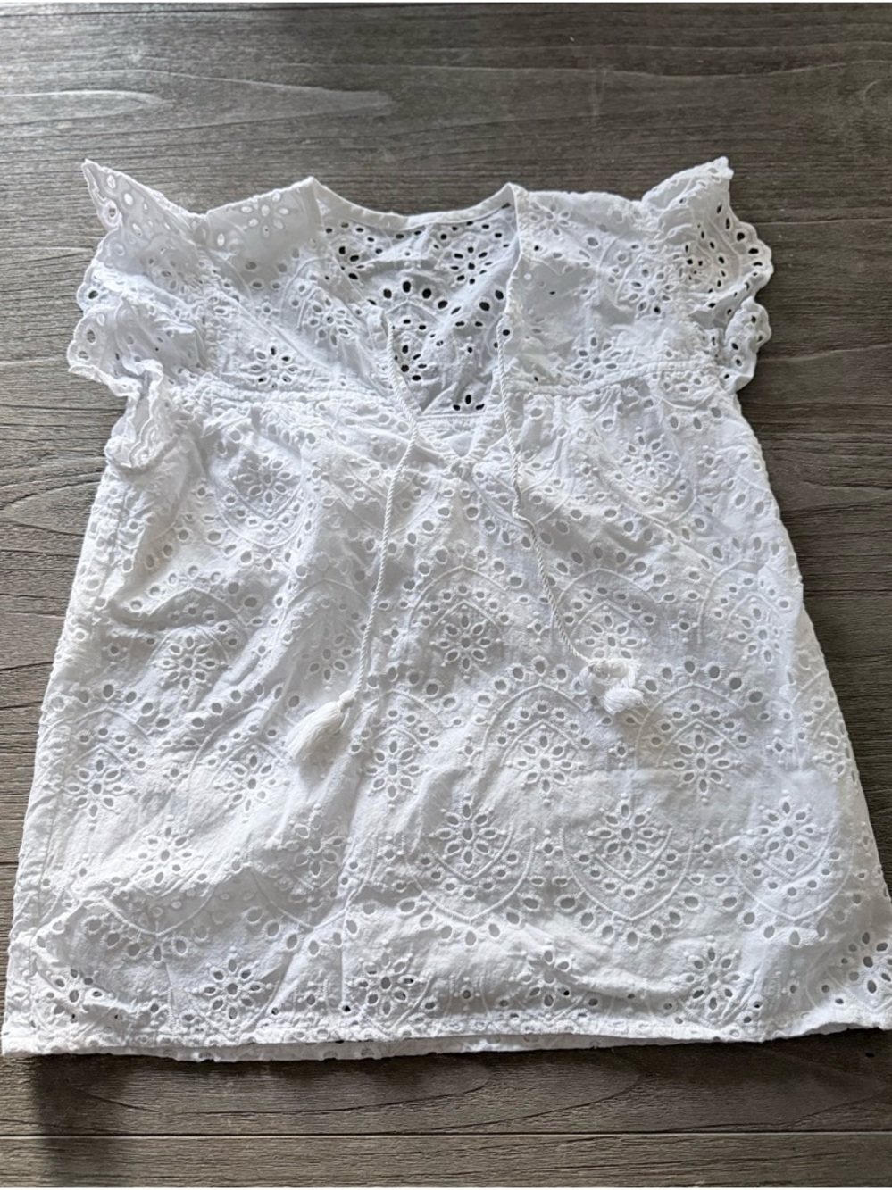 Vineyard Vines White Eyelet Blouse Flutter Sleeve lace xs
